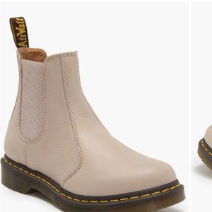 Dr. Martens Vintage Taupe Virginia Chelsea Boot